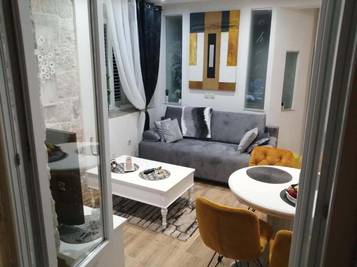 Cherry Luxury Apartment 코츌라 외부 사진