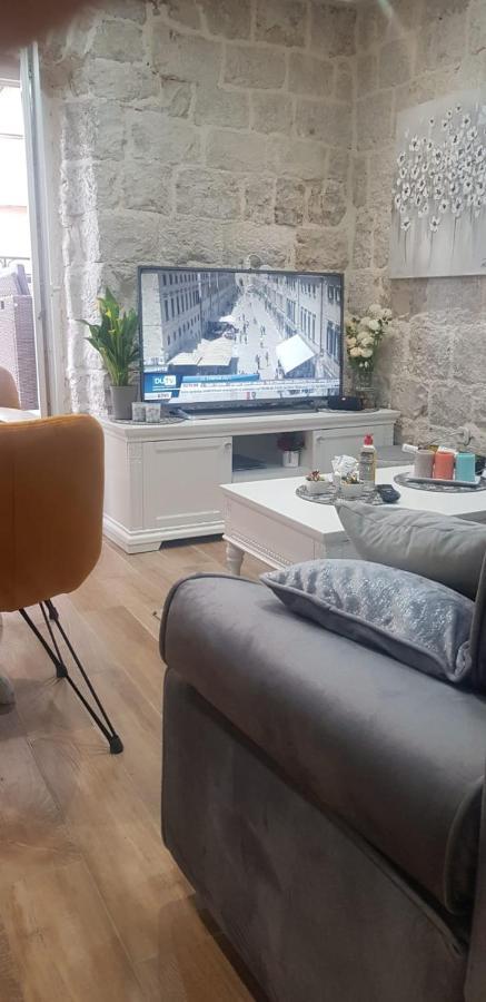 Cherry Luxury Apartment 코츌라 외부 사진